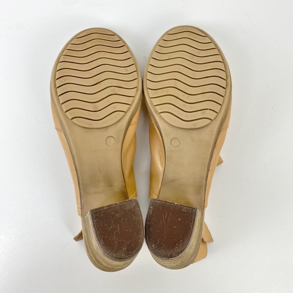 SOLD! Sophia Milano Italy Slingback Block Heel Sandals - Picture 10 of 10